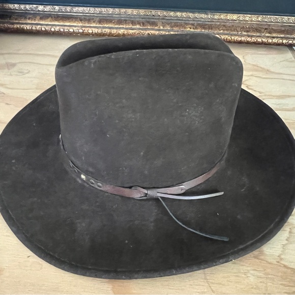Classic Brown Fedora Hat - Picture 2 of 3